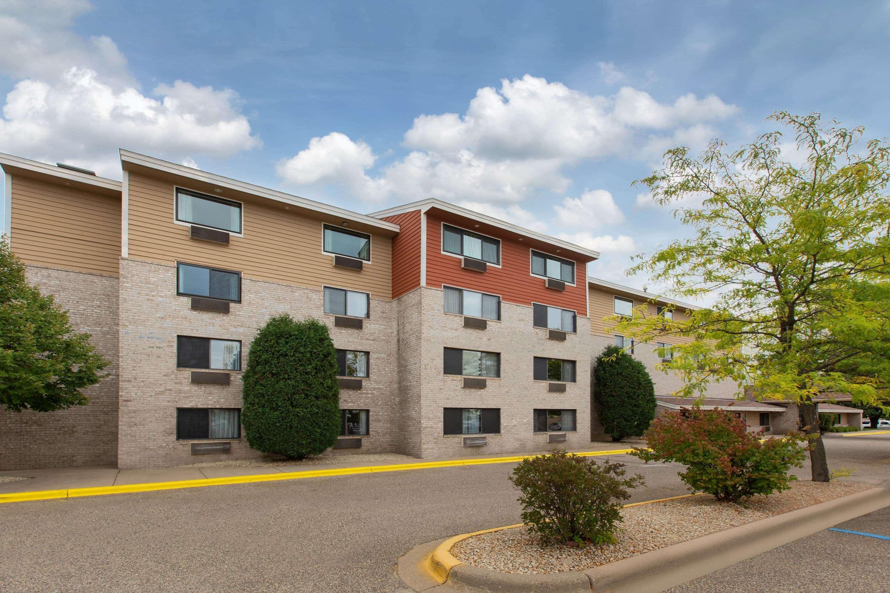 Americinn By Wyndham Apple Valley Exteriör bild
